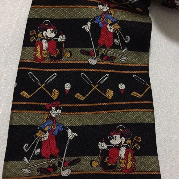 Mickey Mouse Goofy Pluto Golfing Silk Necktie Tie - Picture 2 of 7